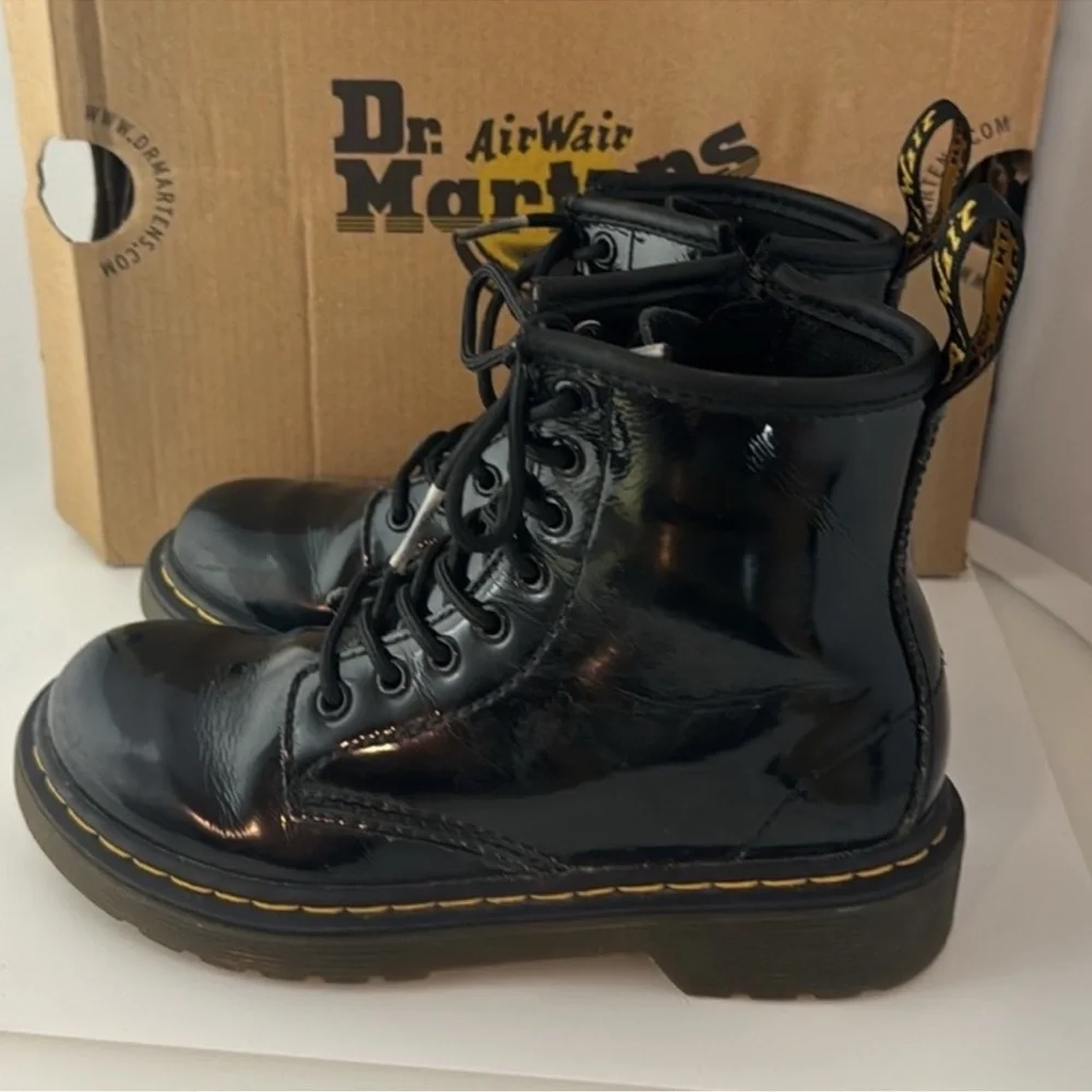 Authentic Dr. Martens girls signature black faux patent lace up combat boots 13
